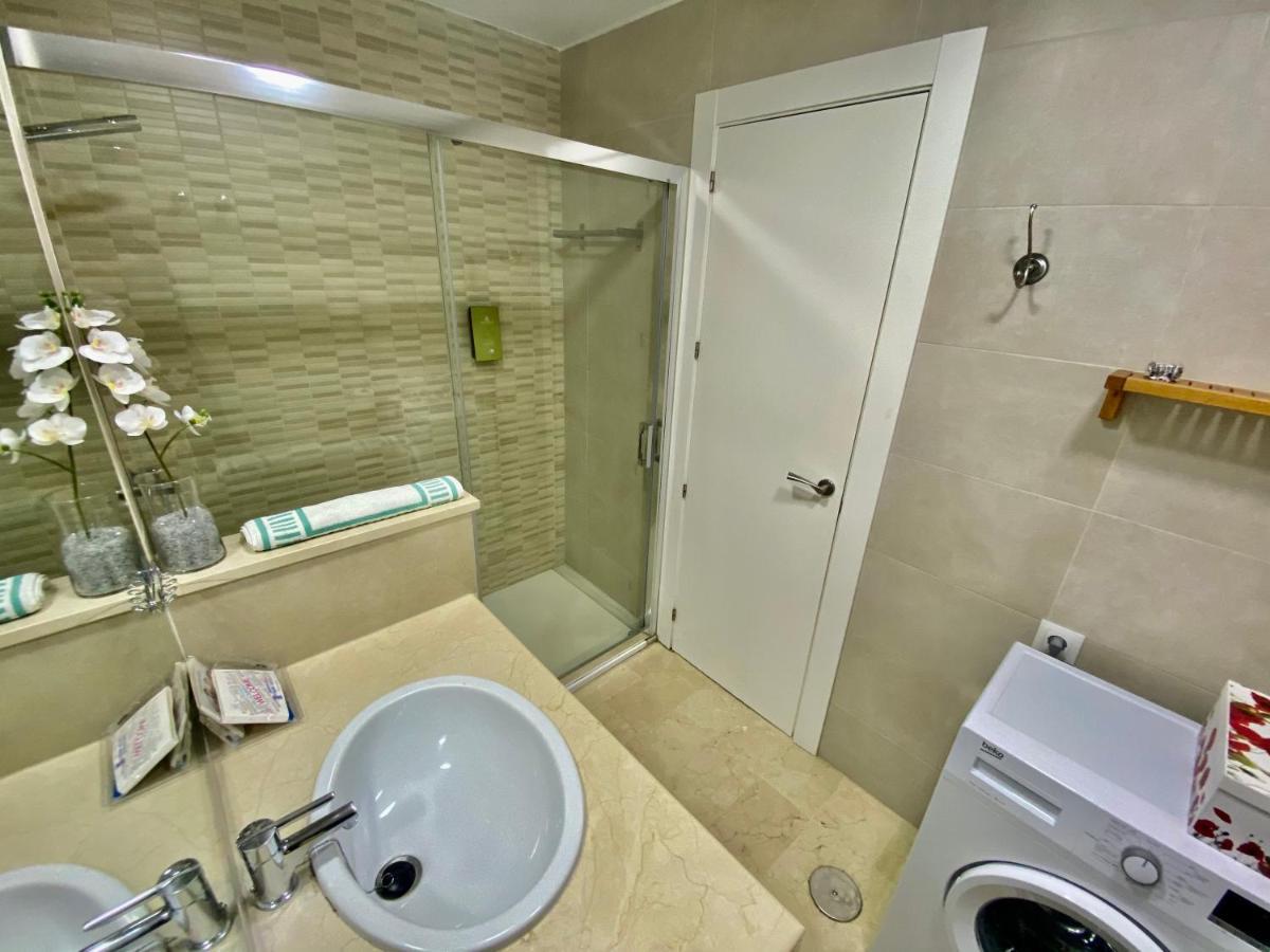 Apartamentos Turisticos Castillo Del Vigia トレモリノス エクステリア 写真